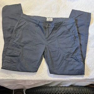 Aeropostale ultra skinny cargo pants. Free with 2+ item bundle!